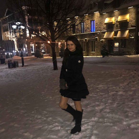 Meet your Posher, Sophie - Picture 1 of 1